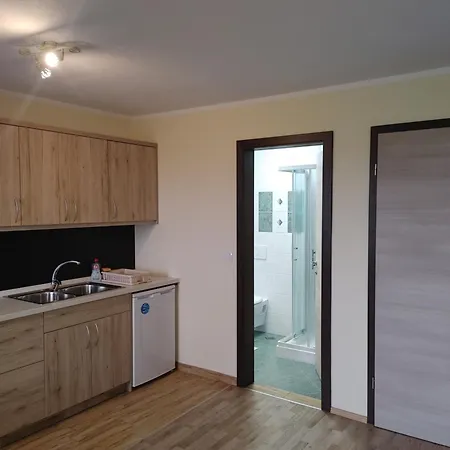 شقة Maki بليد